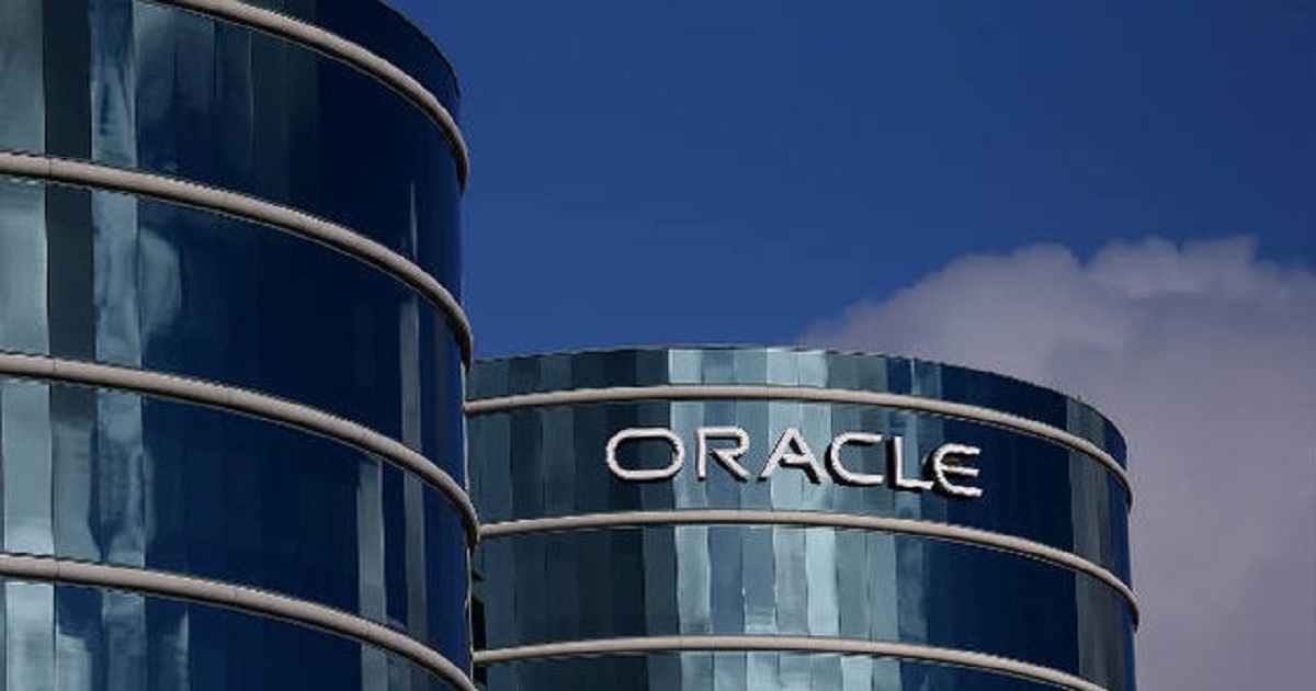 Trump administration backs Oracle in Supreme Court battle against Google